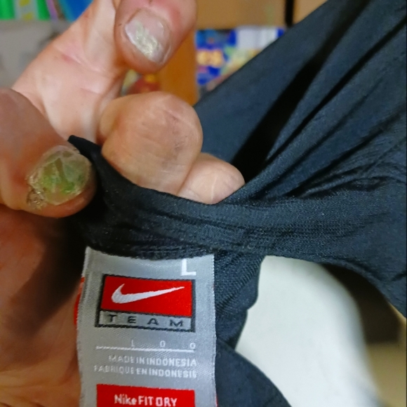 Nike Uga - Picture 2 of 2